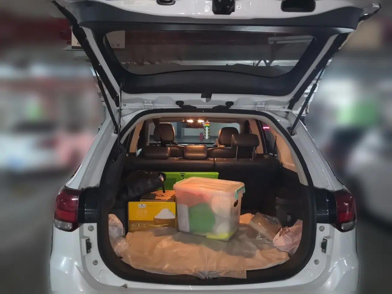 Mitsubishi Outlander 2019 2.4L 4x4 Zhi Xiang Edition 5 Seats China VI Standard — миниатюра 19