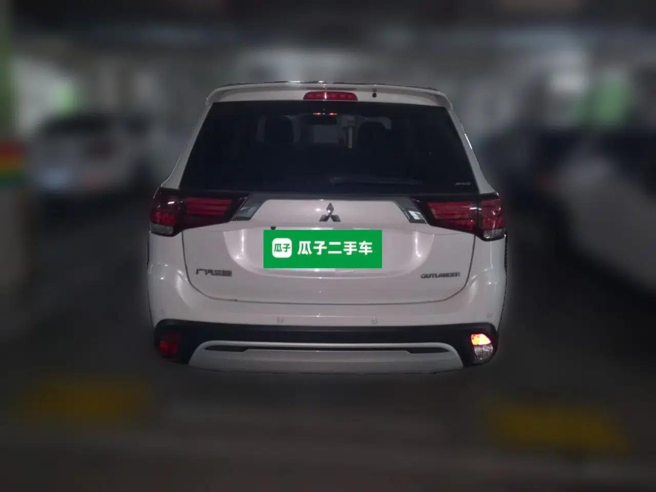 Mitsubishi Outlander 2019 2.4L 4x4 Zhi Xiang Edition 5 Seats China VI Standard — миниатюра 5