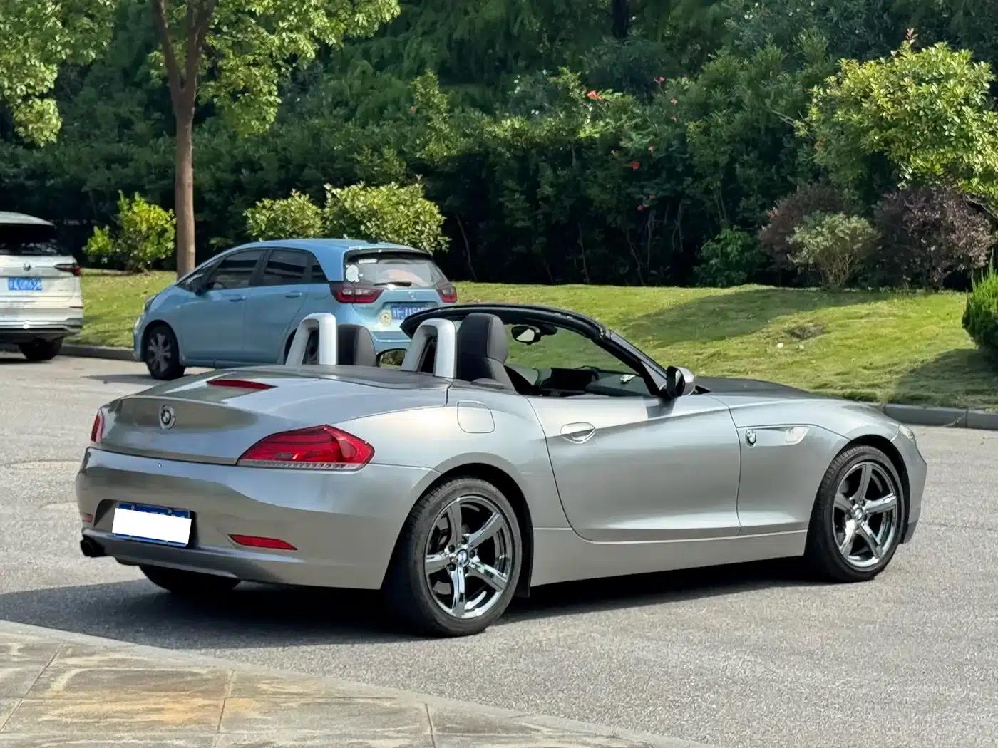 BMW Z4 2011 sDrive23i Flame Limited Edition — миниатюра 4