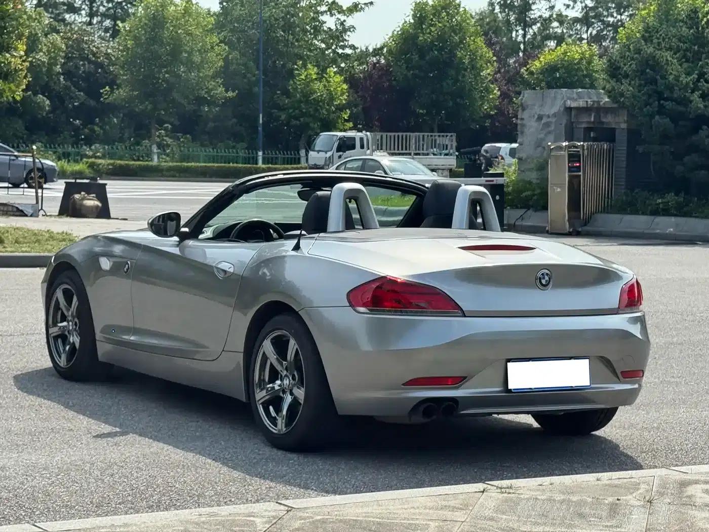 BMW Z4 2011 sDrive23i Flame Limited Edition — миниатюра 6