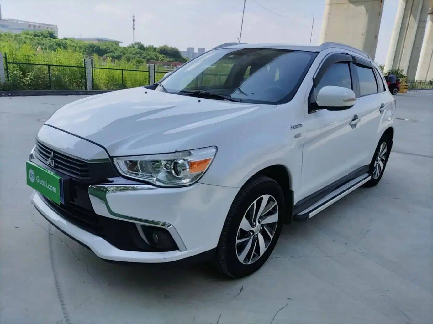 Mitsubishi ASX 2016 2.0L CVT Two-Wheel Drive Excellence Edition — миниатюра 1