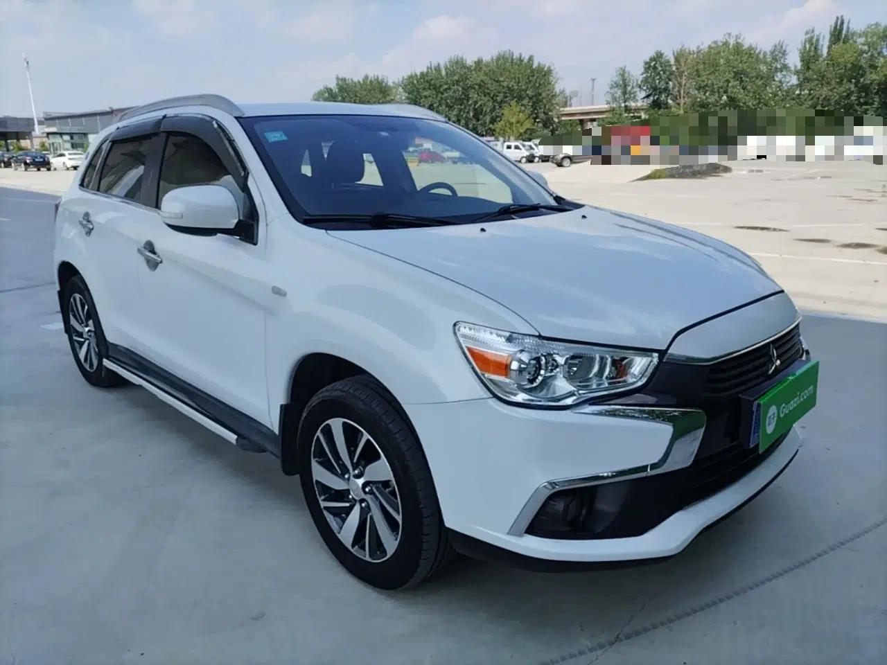 Mitsubishi ASX 2016 2.0L CVT Two-Wheel Drive Excellence Edition — миниатюра 3