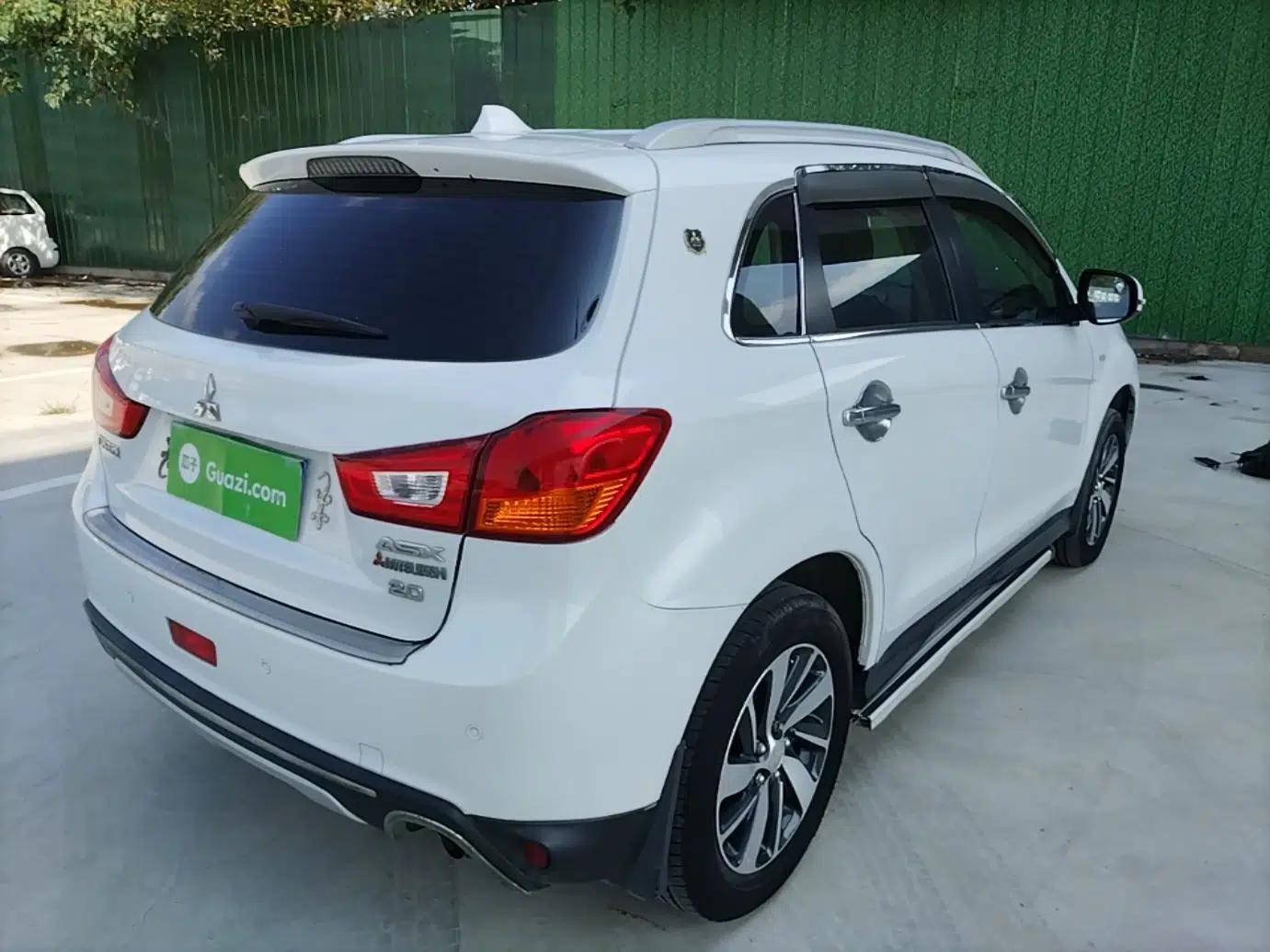 Mitsubishi ASX 2016 2.0L CVT Two-Wheel Drive Excellence Edition — миниатюра 6