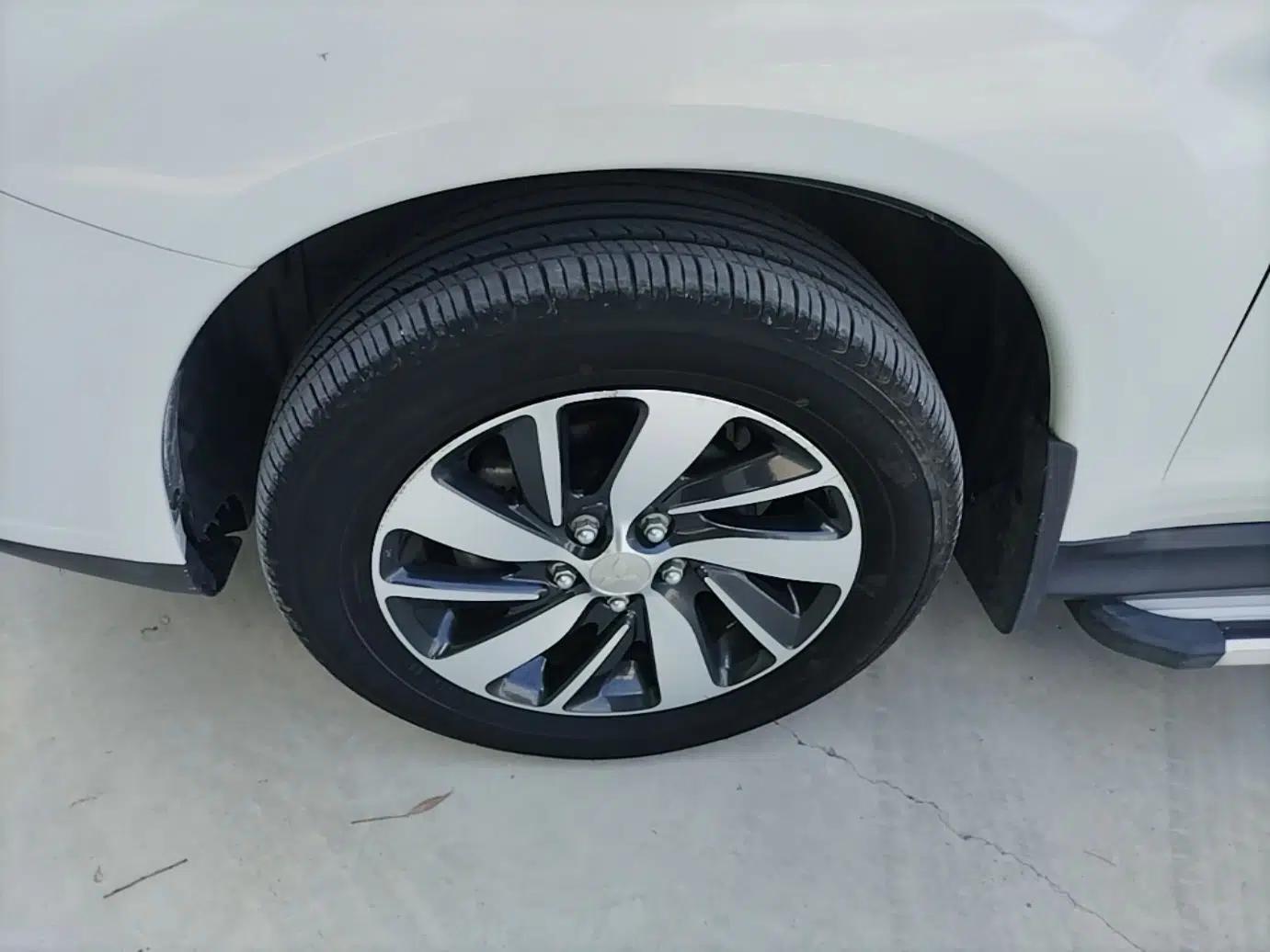 Mitsubishi ASX 2016 2.0L CVT Two-Wheel Drive Excellence Edition — миниатюра 10