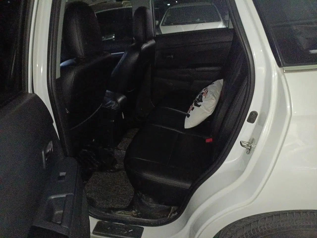 Mitsubishi ASX 2013 2.0L CVT Two-Wheel Drive Elite Edition — миниатюра 17