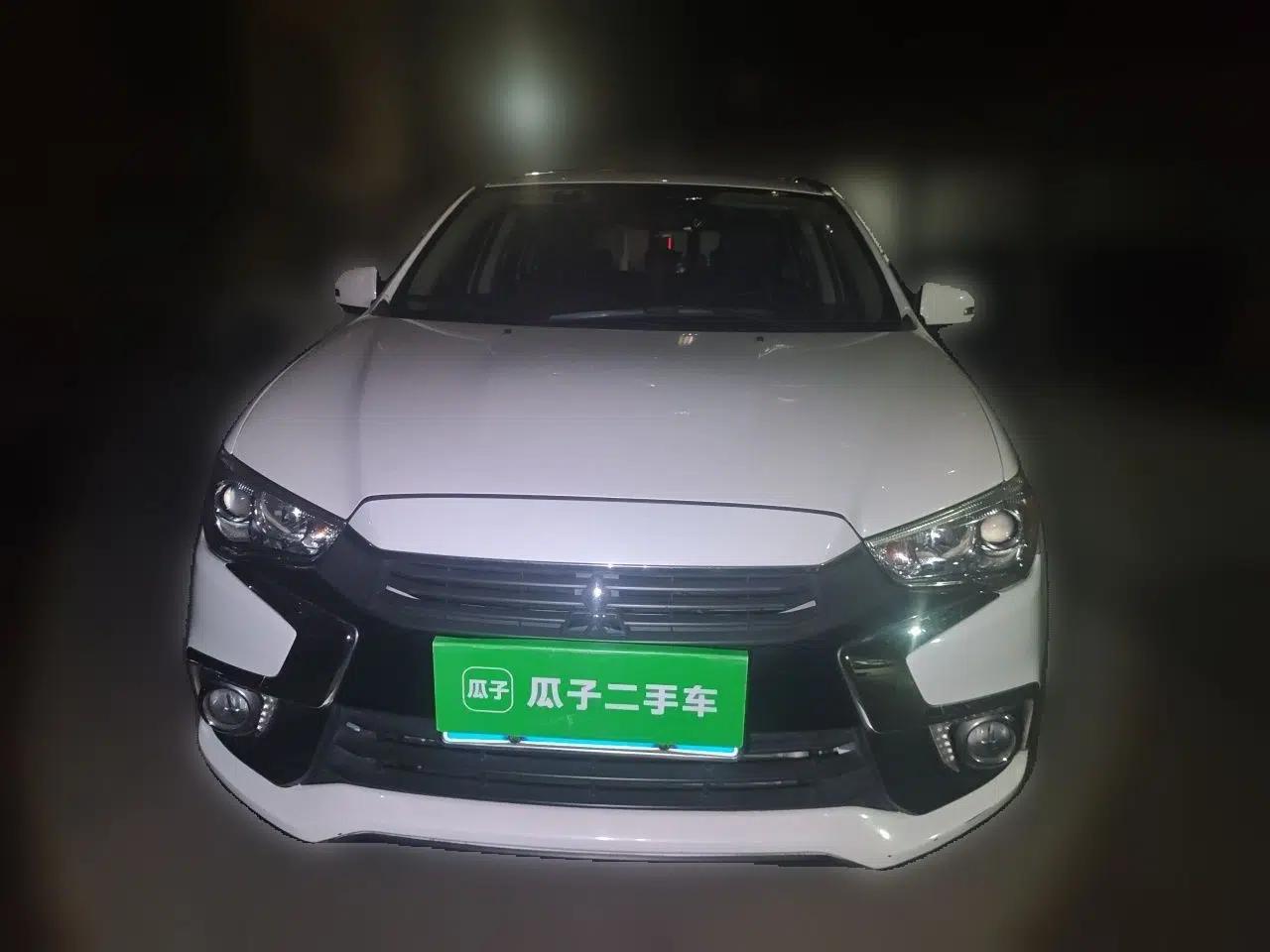 Mitsubishi ASX 2018 2.0L CVT Two-Wheel Drive Deluxe Edition — миниатюра 2
