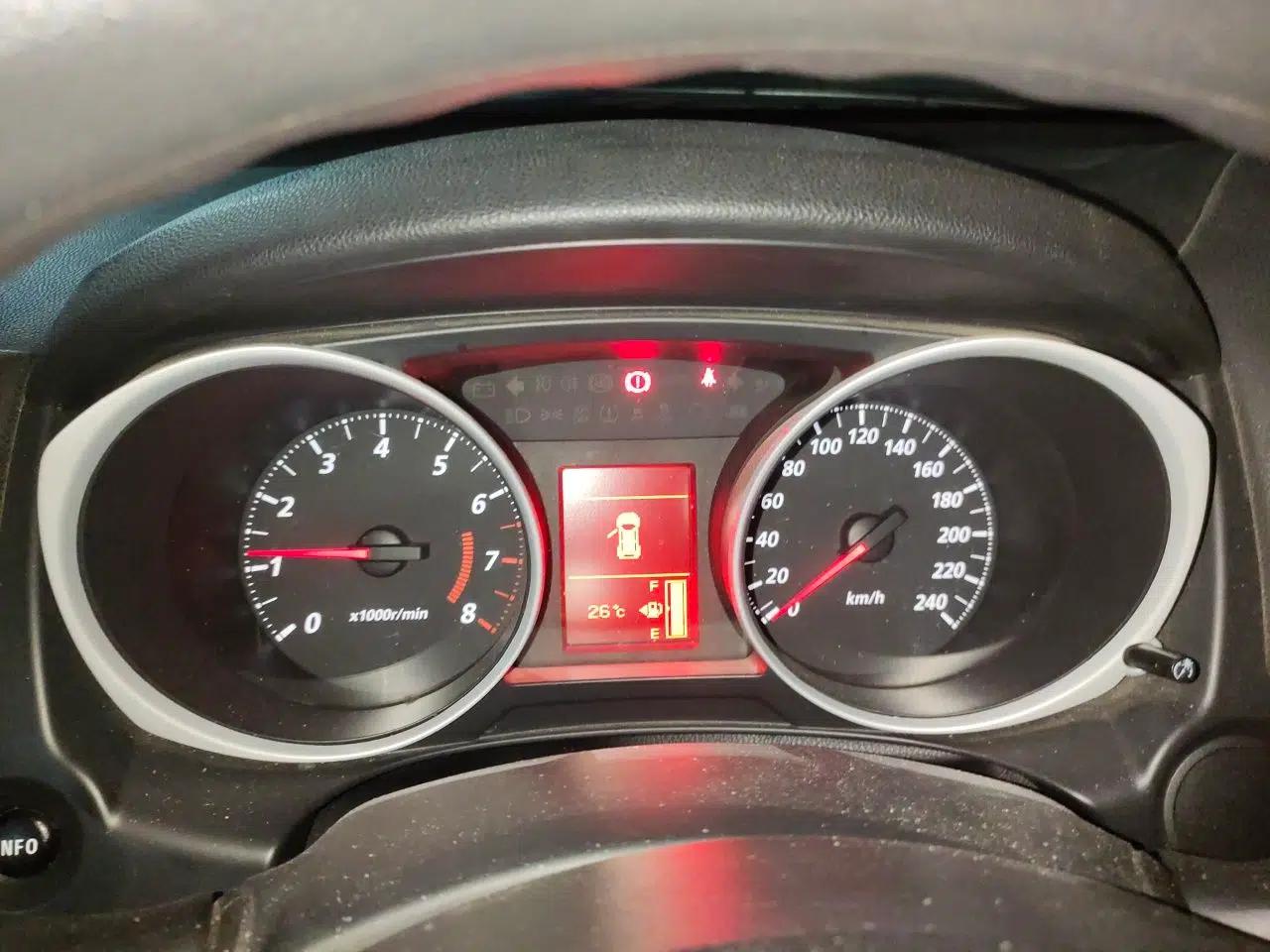 Mitsubishi ASX 2016 1.6L Manual Two-Wheel Drive Pioneer Edition — миниатюра 11