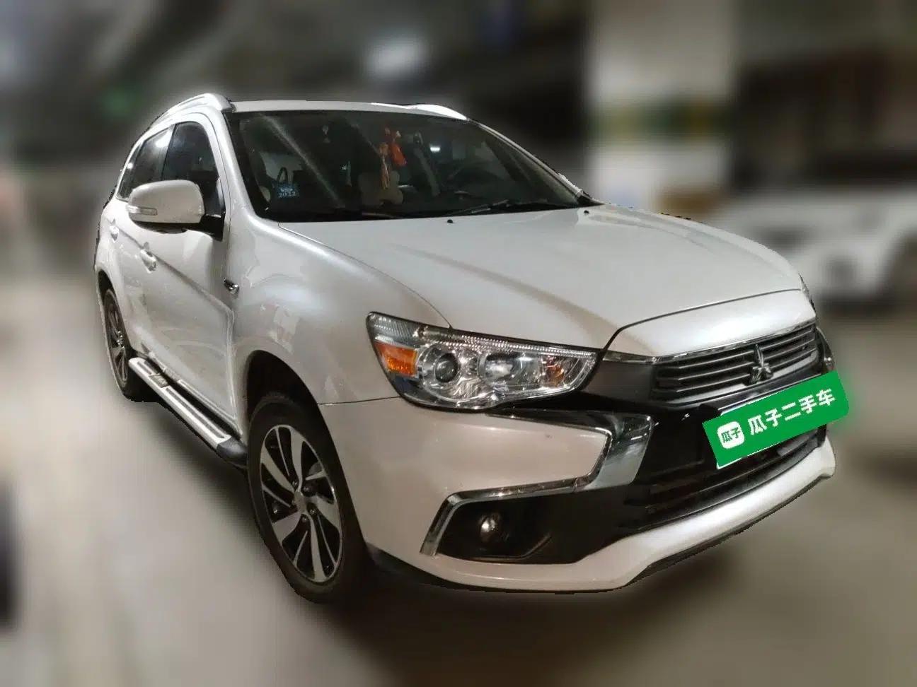 Mitsubishi ASX 2016 1.6L Manual Two-Wheel Drive Pioneer Edition — миниатюра 3