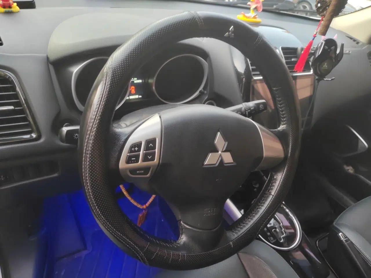 Mitsubishi ASX 2018 2.0L CVT Two-Wheel Drive Deluxe Edition — миниатюра 10