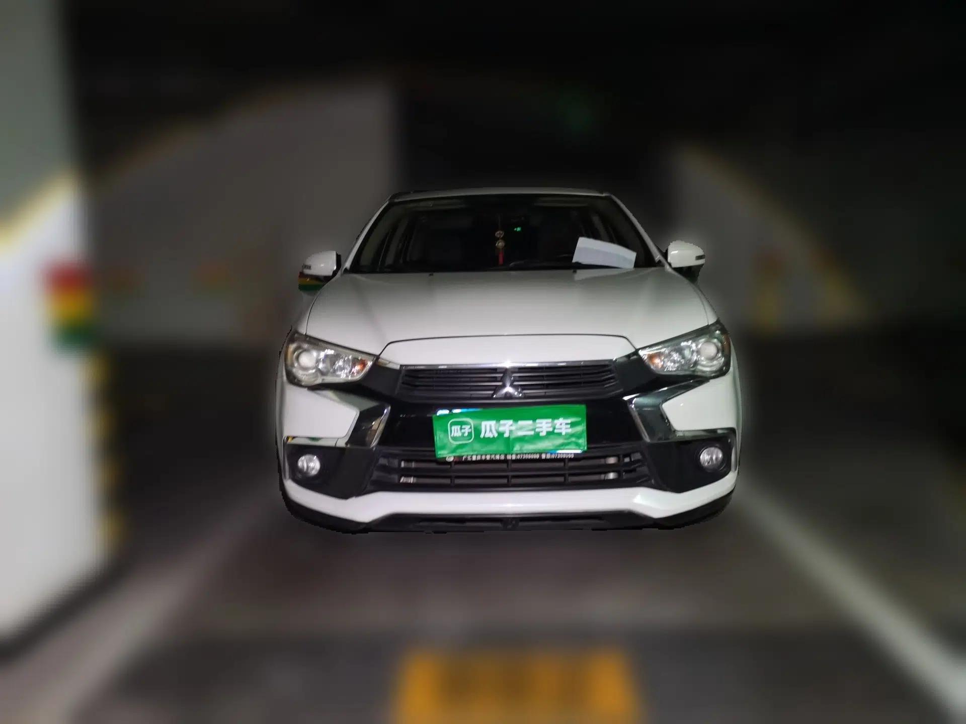 Mitsubishi ASX 2018 2.0L CVT Two-Wheel Drive Deluxe Edition — миниатюра 2