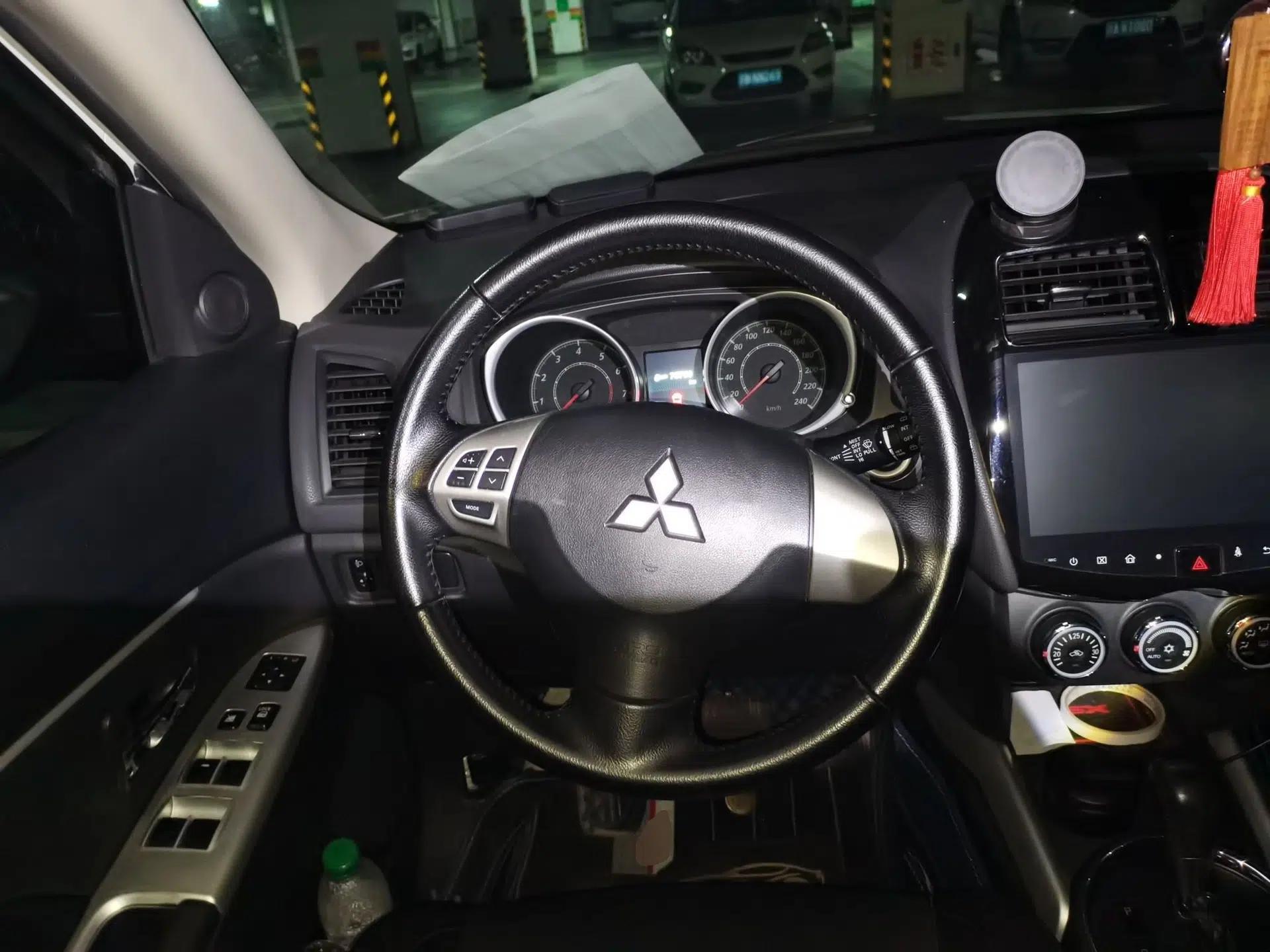 Mitsubishi ASX 2018 2.0L CVT Two-Wheel Drive Deluxe Edition — миниатюра 10