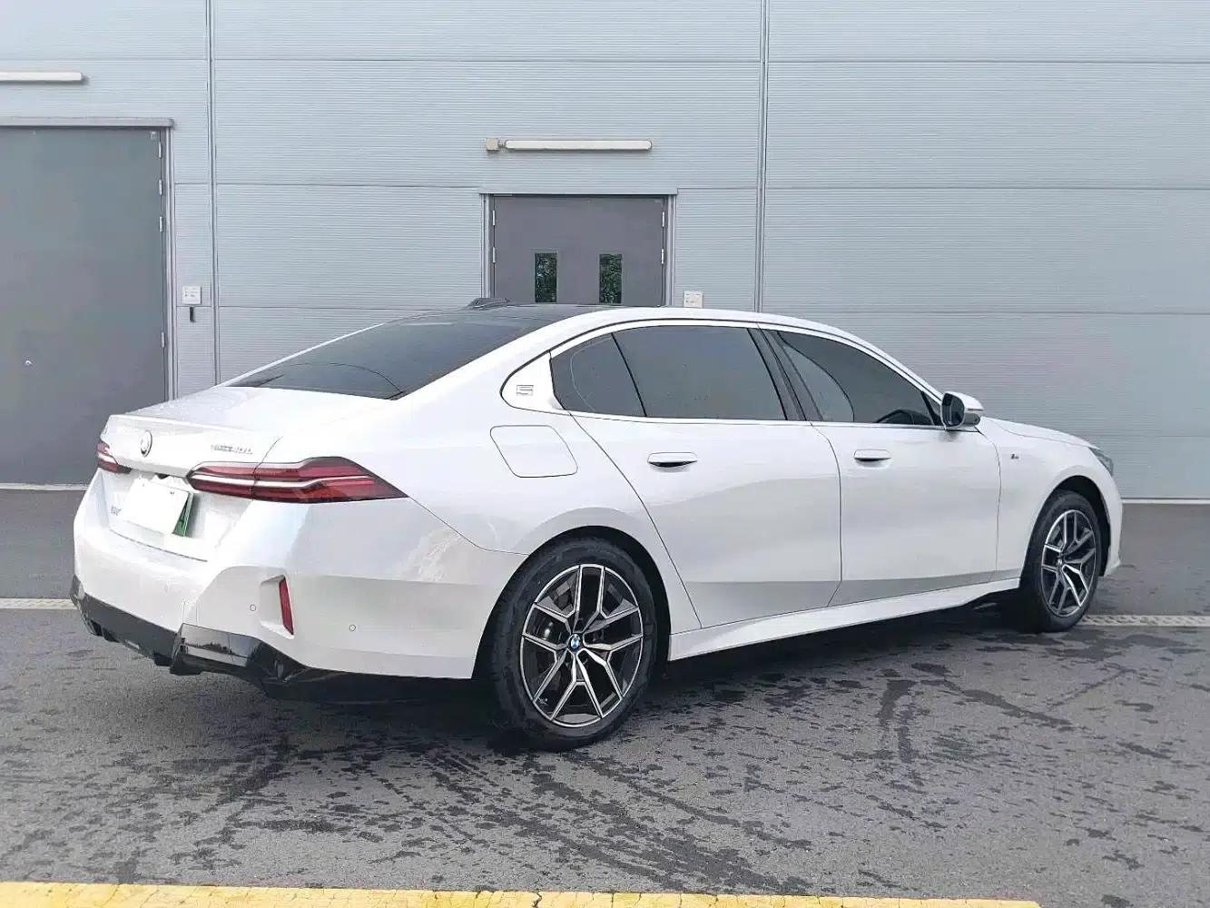 BMW i5 2025 eDrive 40L M Sport Package — миниатюра 5