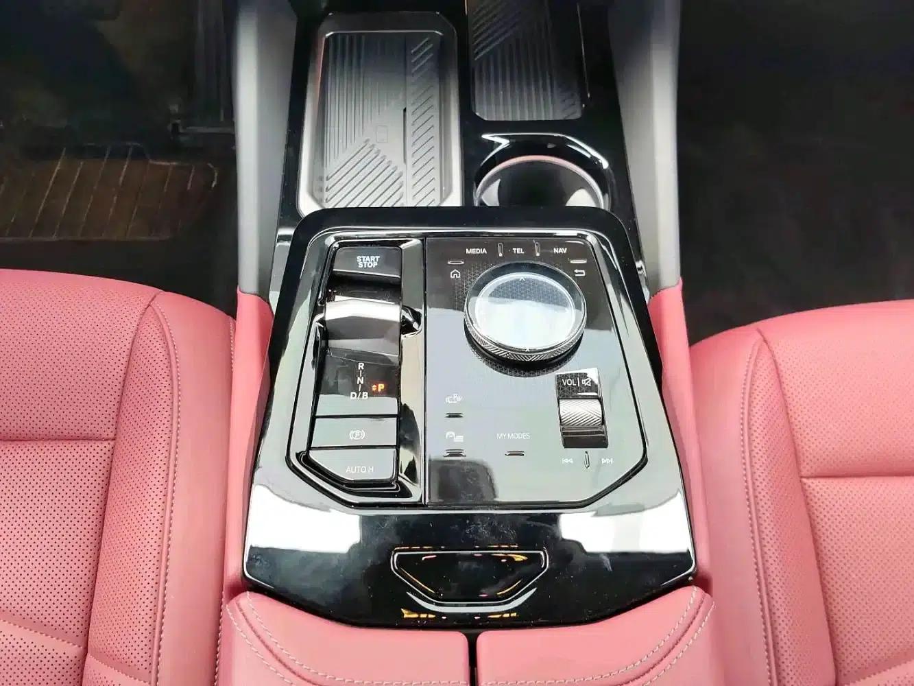 BMW i5 2025 eDrive 40L M Sport Package — миниатюра 9