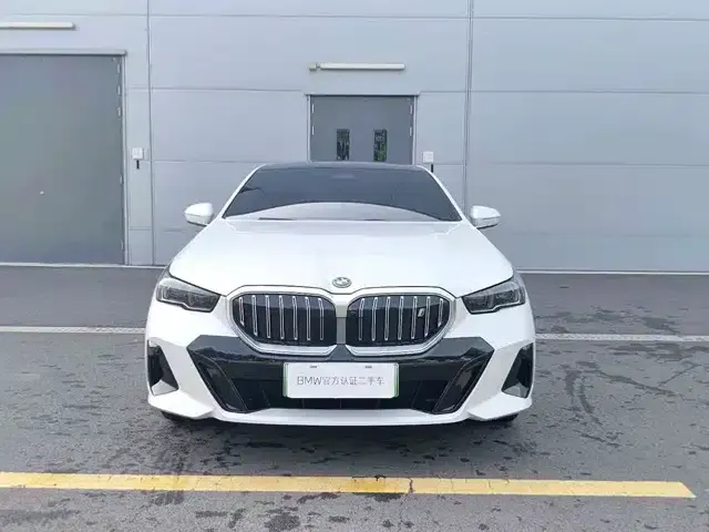 BMW i5 2025 eDrive 40L M Sport Package