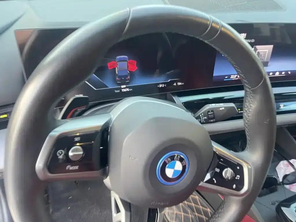 BMW i5 2024 eDrive 35L M Sport Package — миниатюра 6