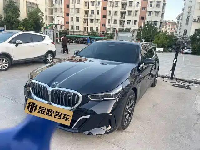 BMW i5 2024 eDrive 35L M Sport Package