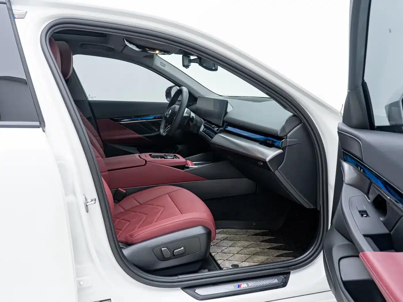 BMW i5 2024 eDrive 35L M Sport Package — миниатюра 12