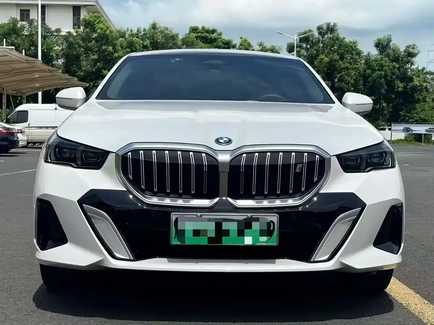 BMW i5 2024 eDrive 35L M Sport Package — миниатюра 2