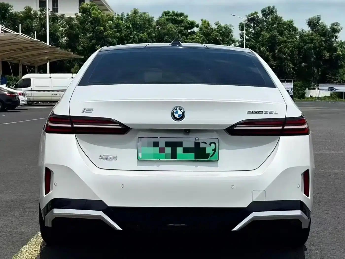 BMW i5 2024 eDrive 35L M Sport Package — миниатюра 5