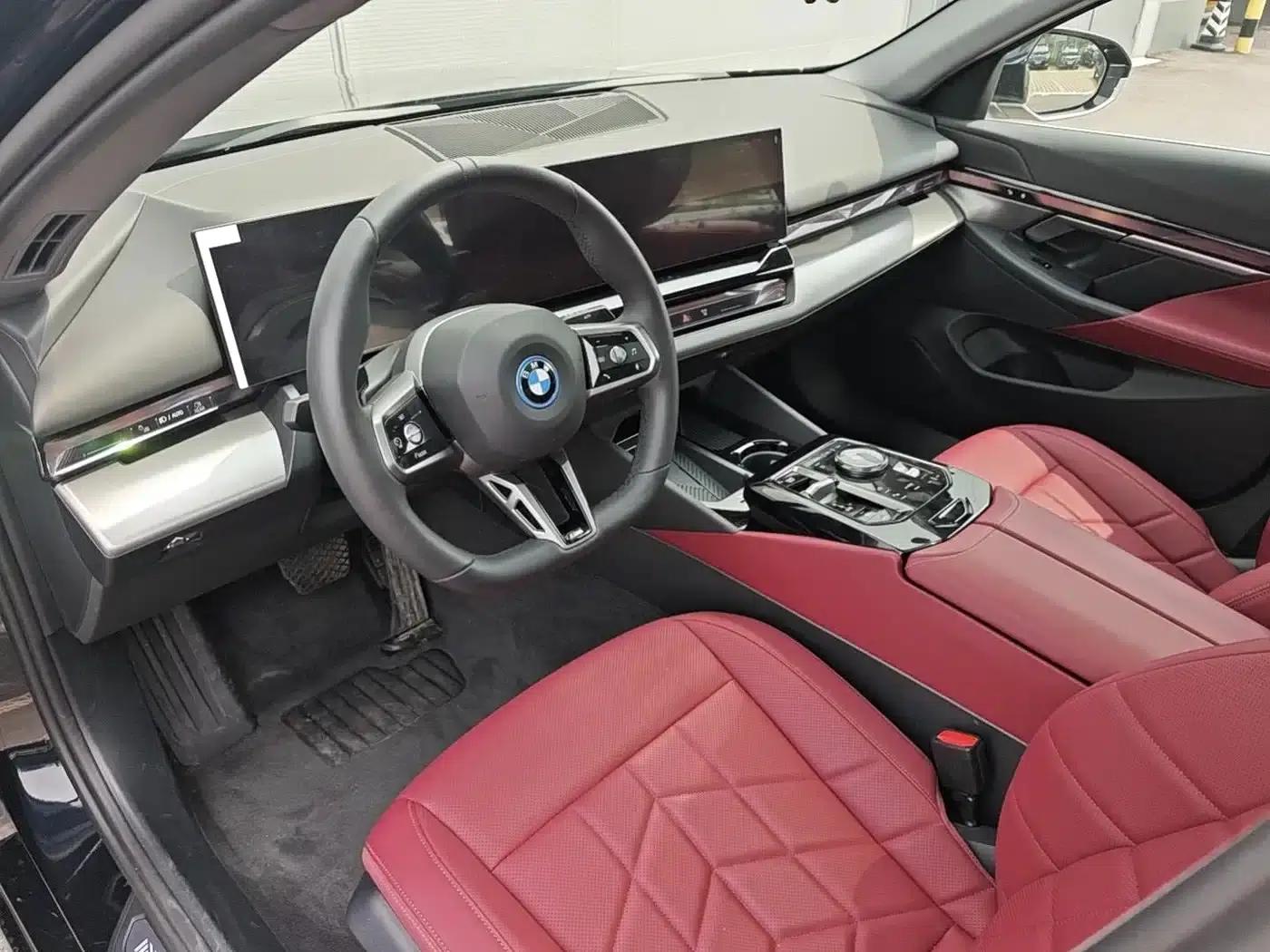 BMW i5 2025 eDrive 35L M Sport Package — миниатюра 7