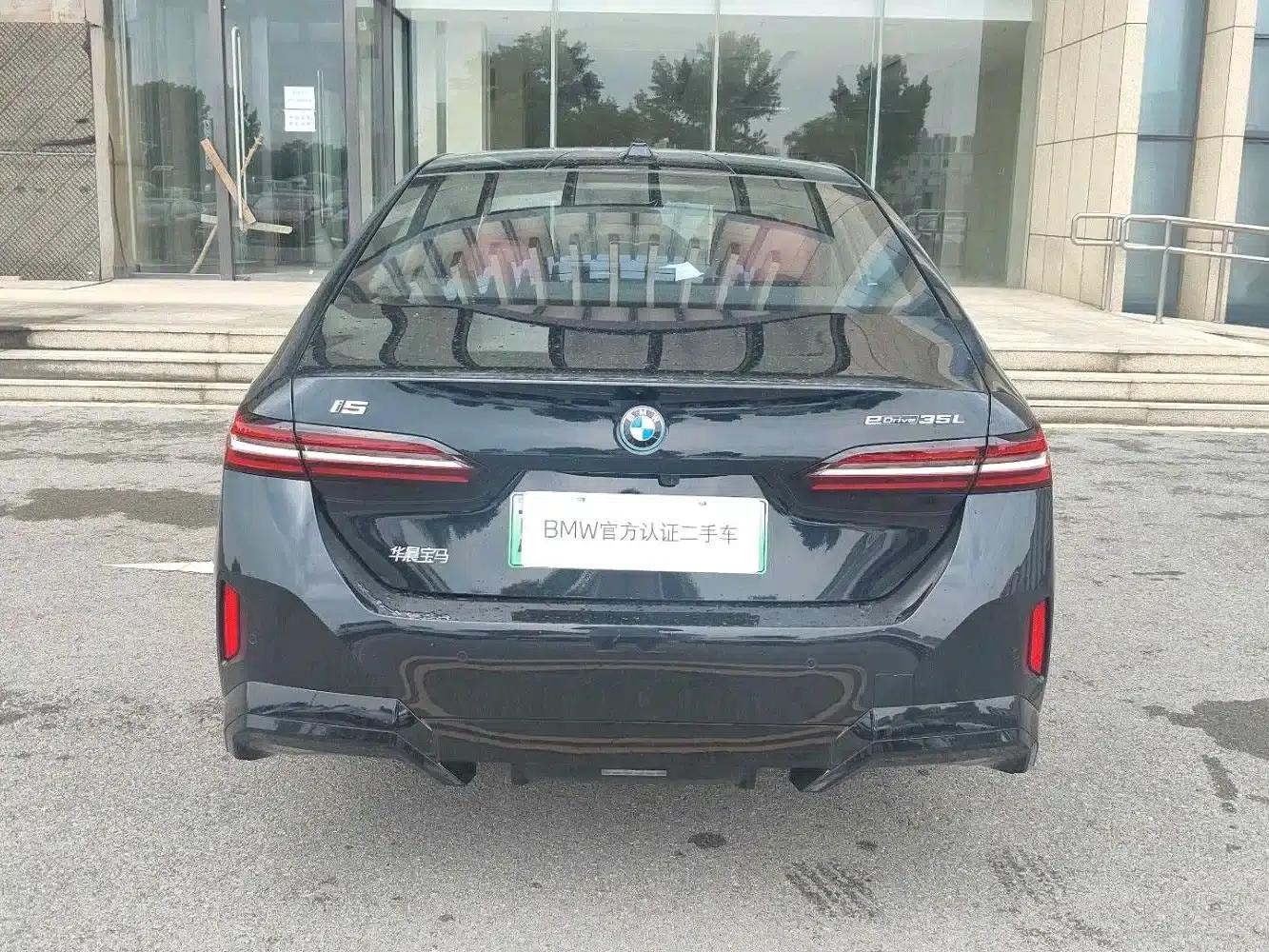 BMW i5 2025 eDrive 35L M Sport Package — миниатюра 3