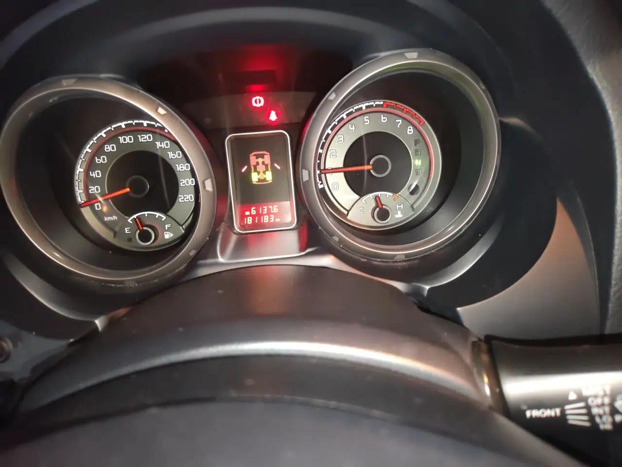 Mitsubishi Pajero 2016 3.0L Automatic Luxury Version China V Standard — миниатюра 12