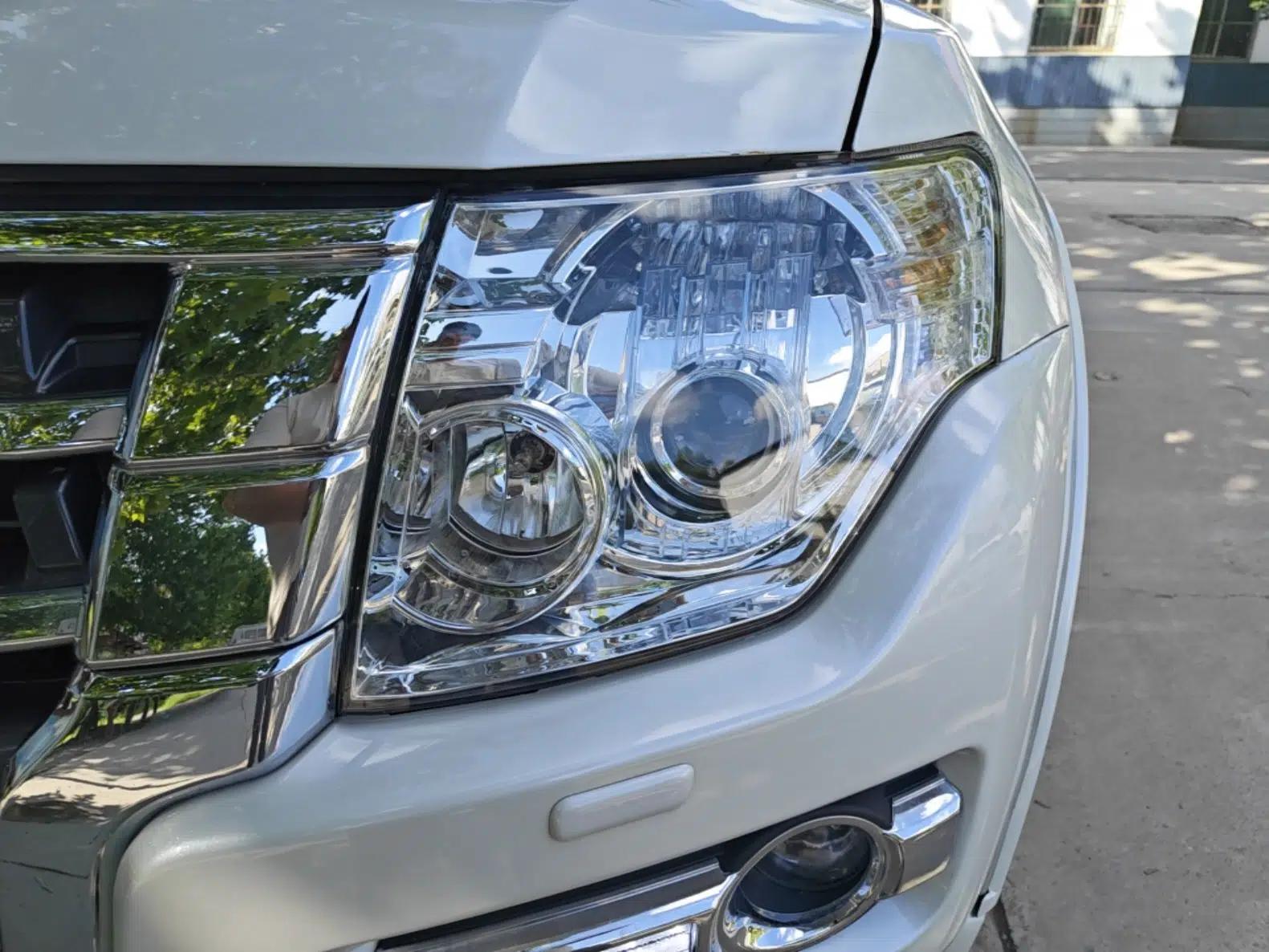 Mitsubishi Pajero 2018 V97 3.8L 5-Door GLS Sunroof – Middle East — миниатюра 8