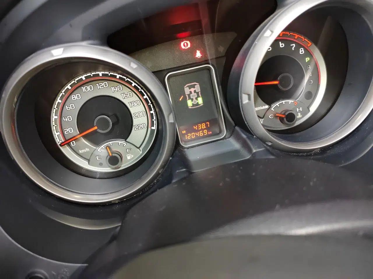 Mitsubishi Pajero 2016 3.0L Automatic Luxury Version China V Standard — миниатюра 12