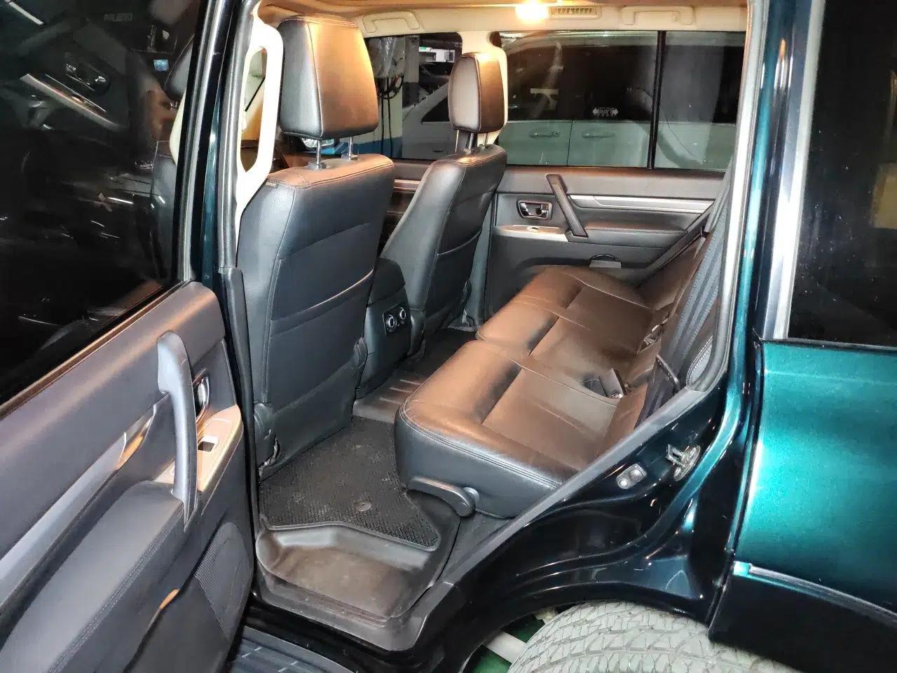 Mitsubishi Pajero 2016 3.0L Automatic Luxury Version China V Standard — миниатюра 17