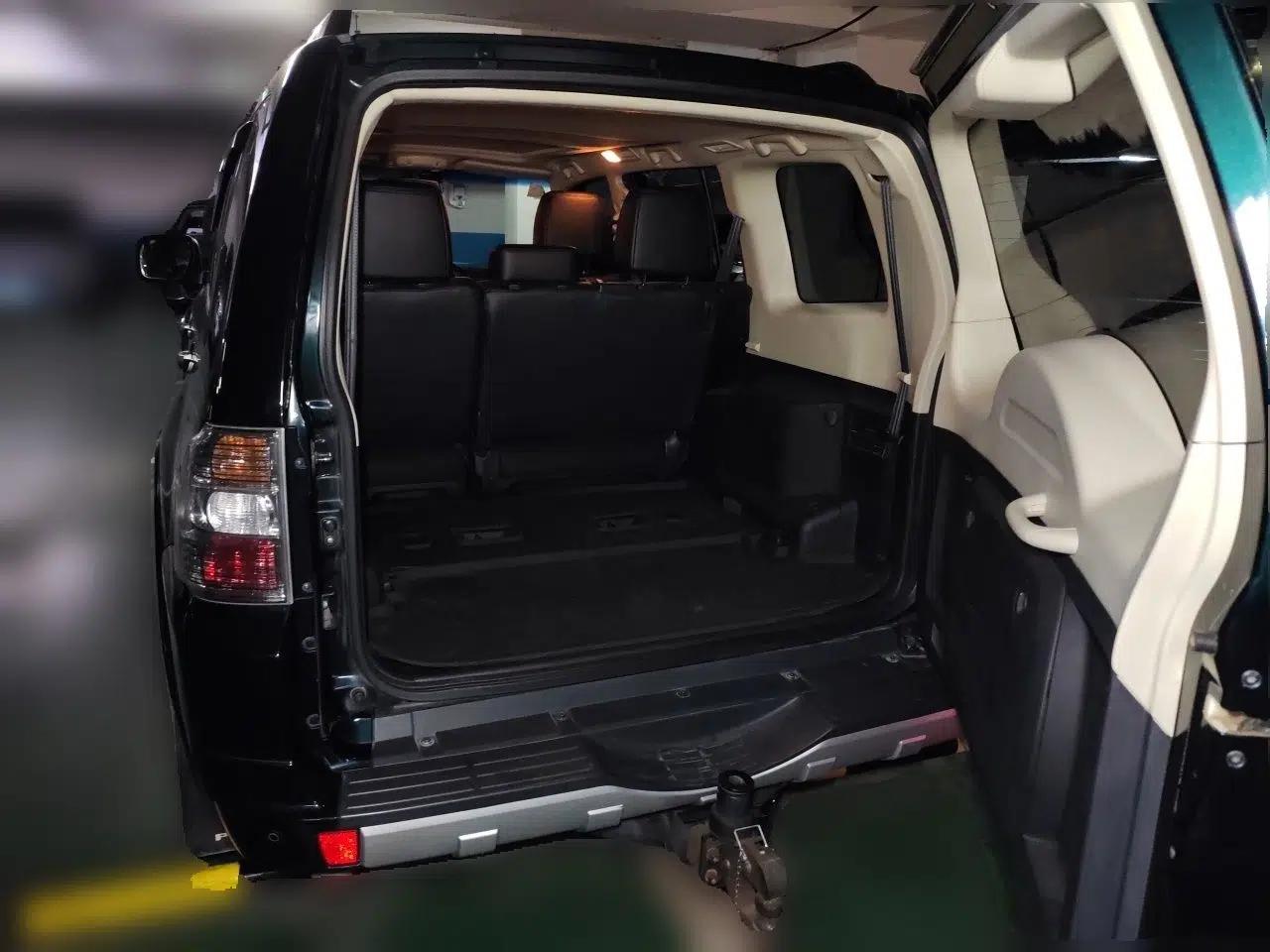 Mitsubishi Pajero 2016 3.0L Automatic Luxury Version China V Standard — миниатюра 19