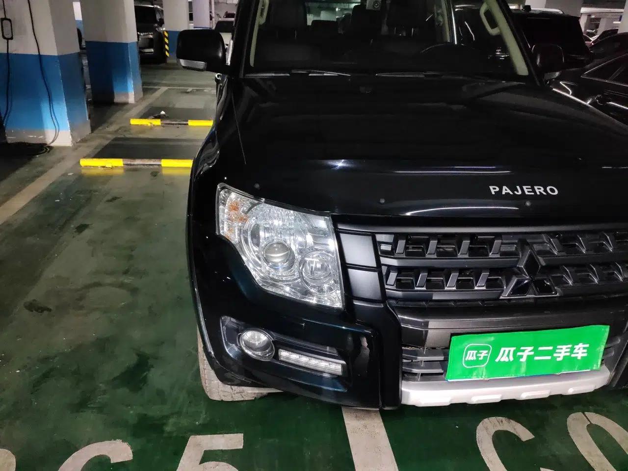 Mitsubishi Pajero 2016 3.0L Automatic Luxury Version China V Standard — миниатюра 7