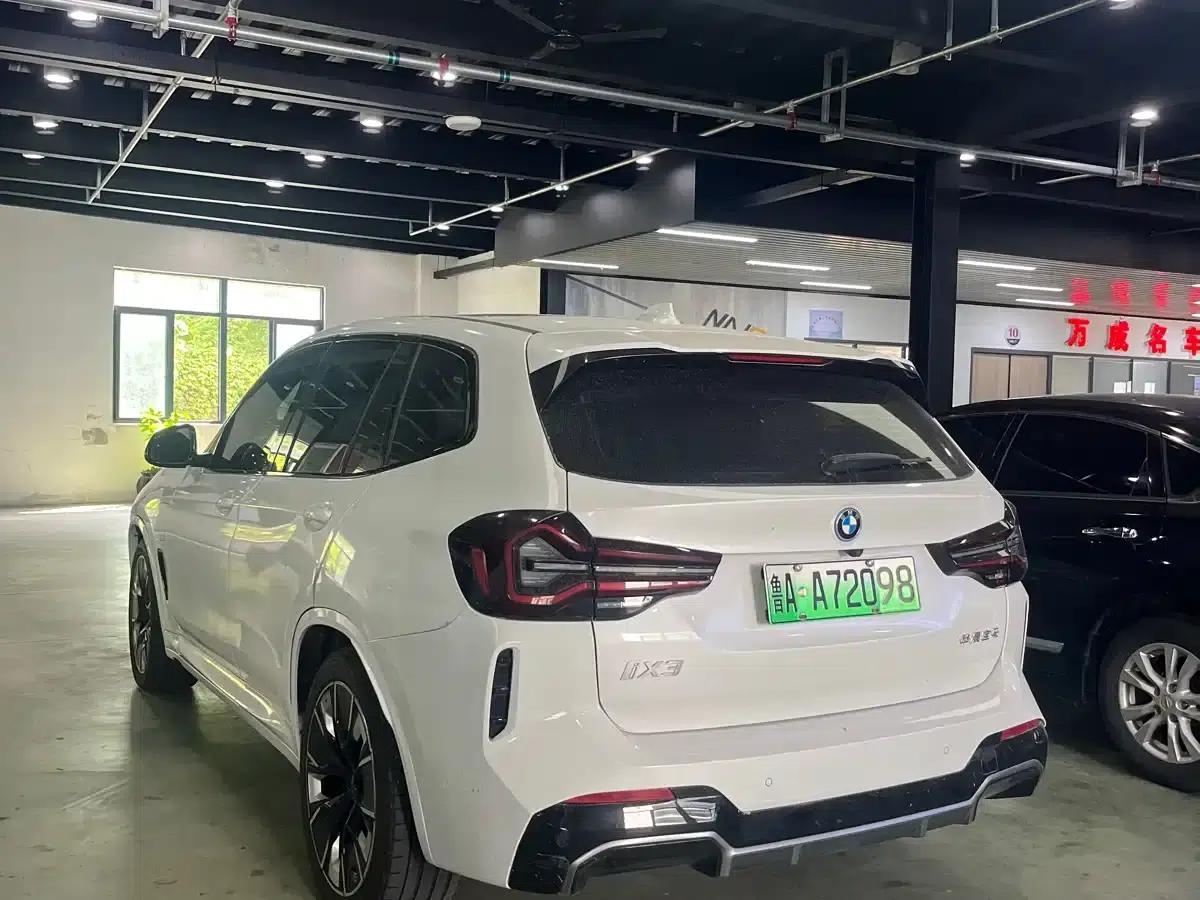 BMW iX3 2024 Pioneer Edition — миниатюра 8