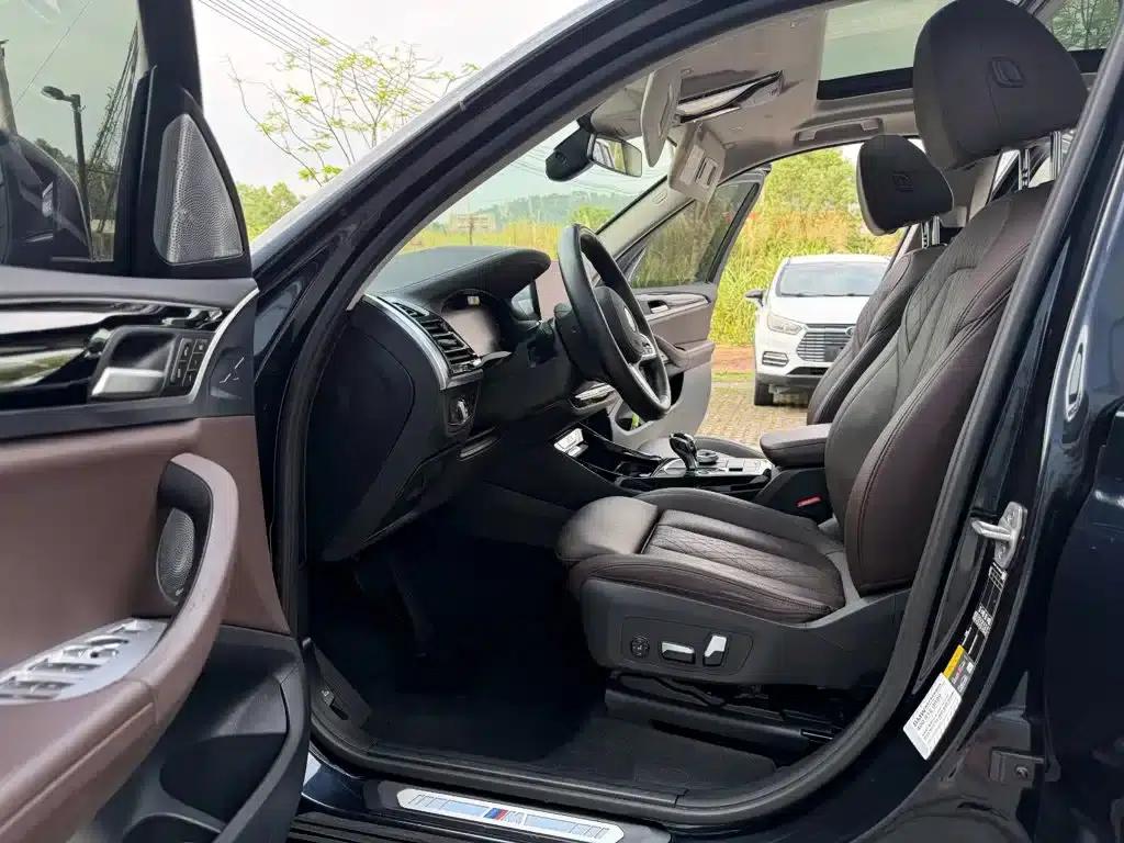 BMW iX3 2022 Leading Edition — миниатюра 10