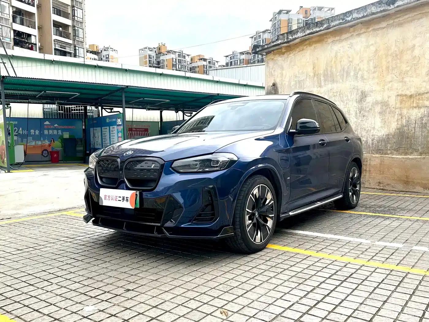 BMW iX3 2022 Leading Edition — миниатюра 2