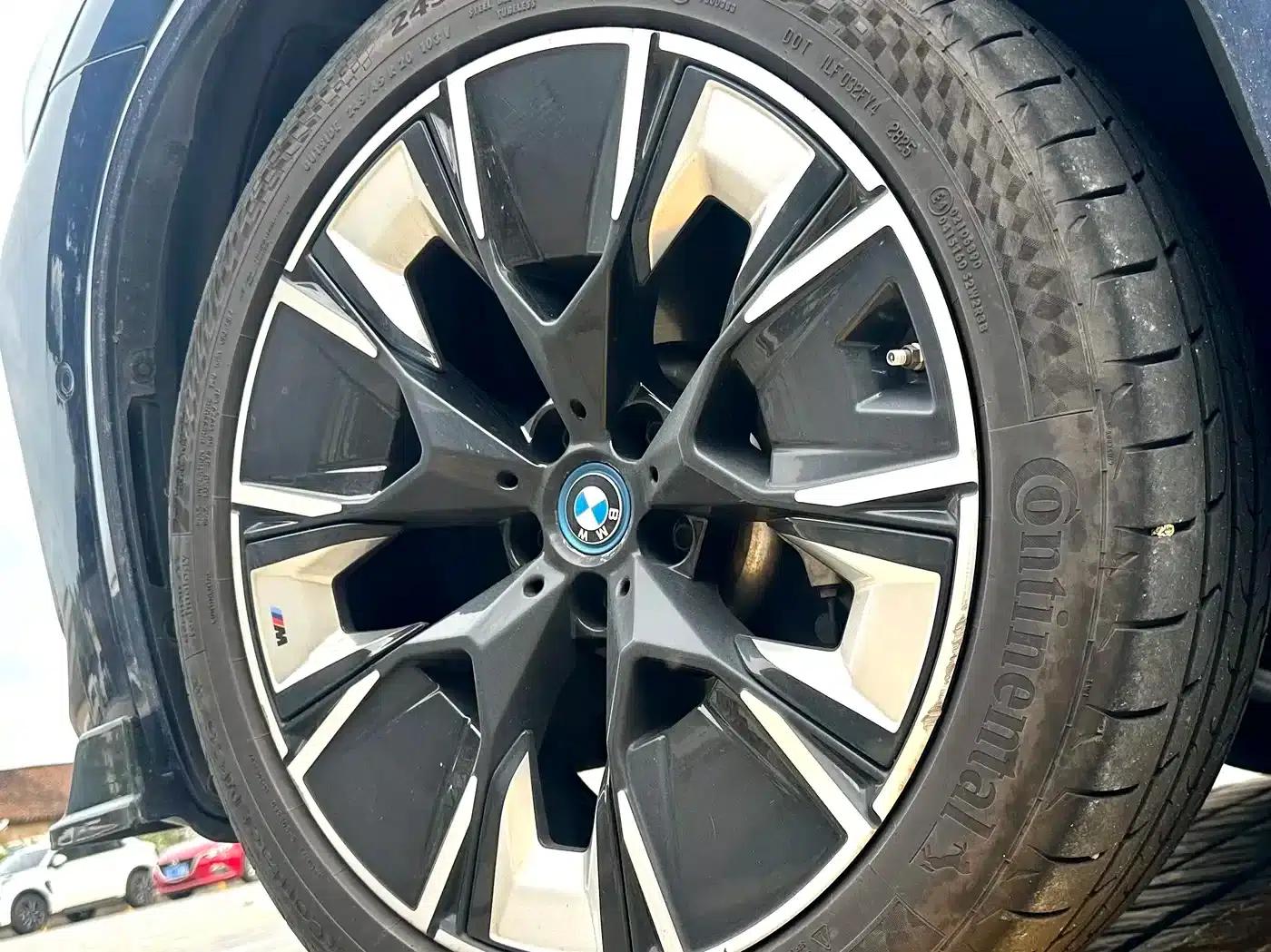 BMW iX3 2022 Leading Edition — миниатюра 14