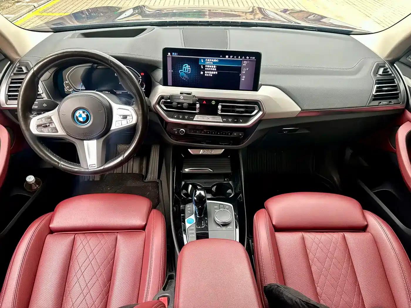 BMW iX3 2022 Leading Edition — миниатюра 18