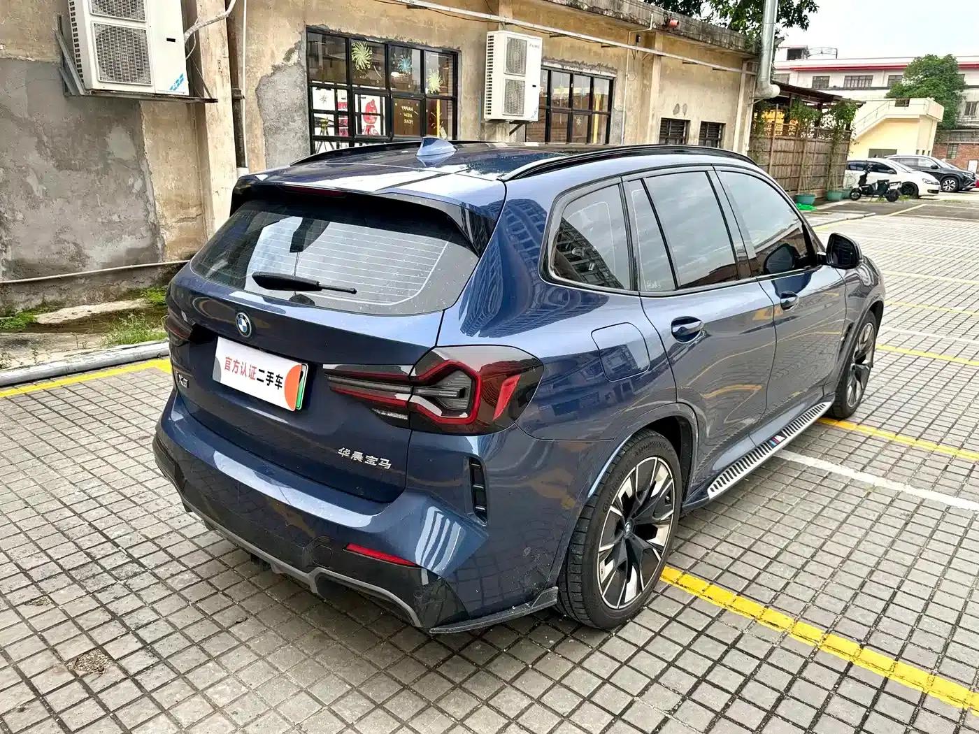 BMW iX3 2022 Leading Edition — миниатюра 9