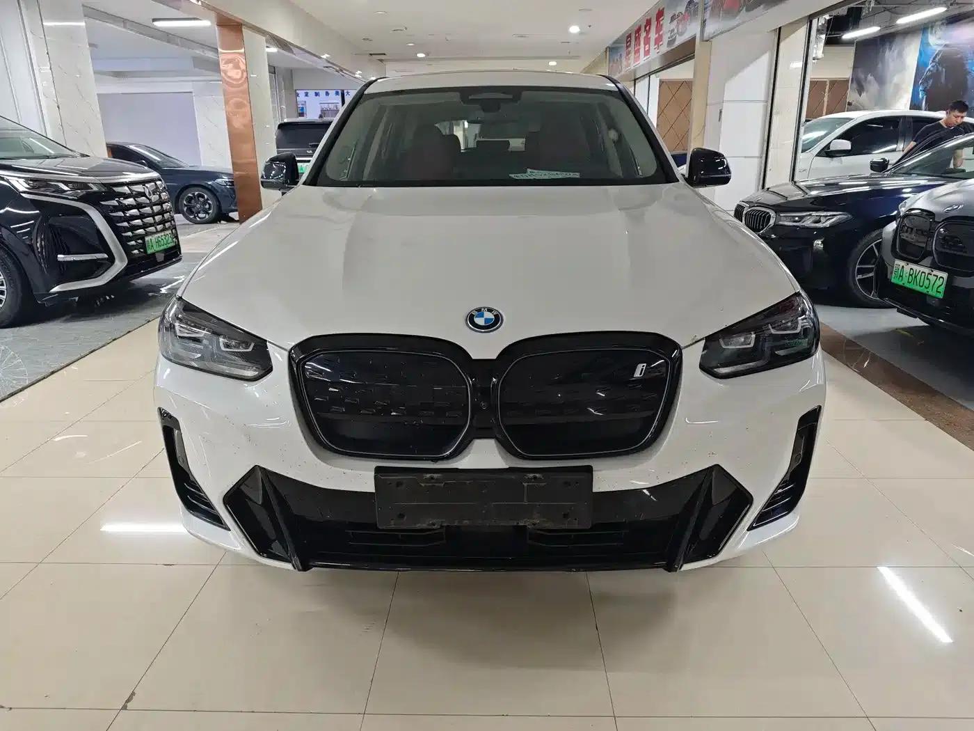 BMW iX3 2024 Pioneer Edition — миниатюра 11