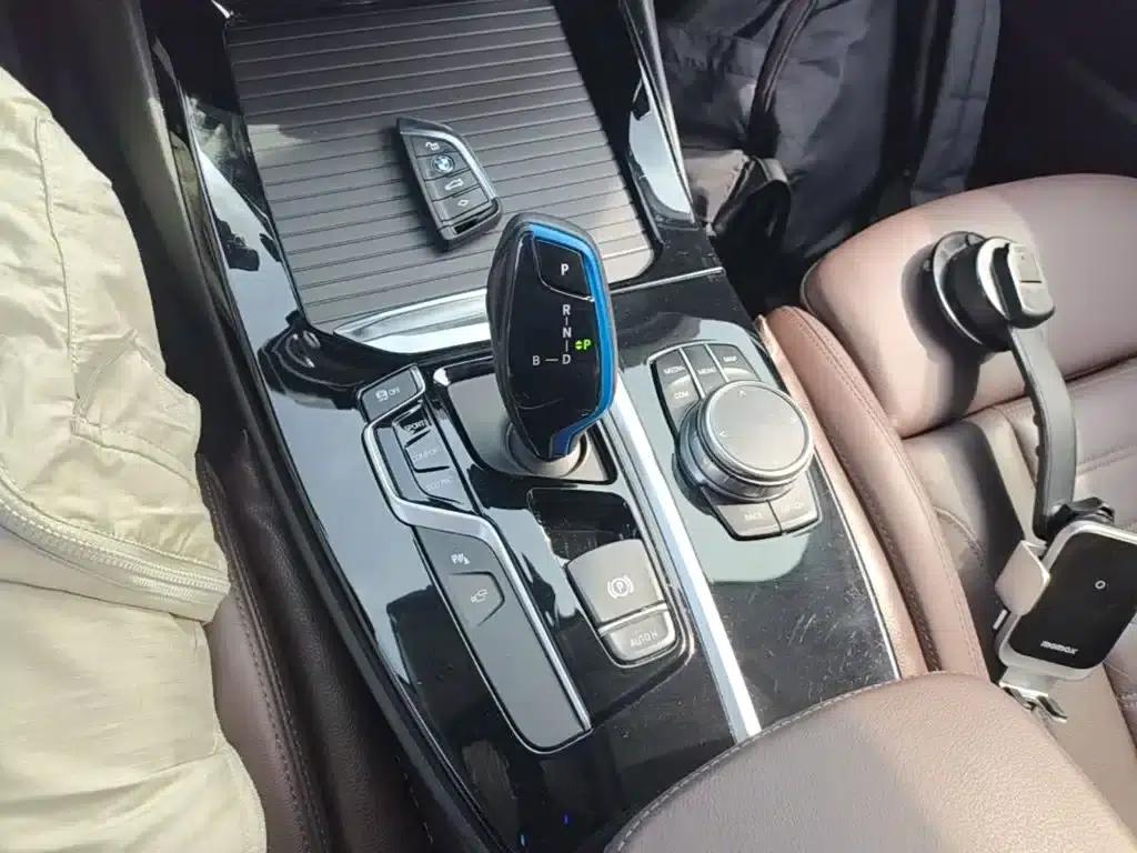 BMW iX3 2021 Leading Edition — миниатюра 14