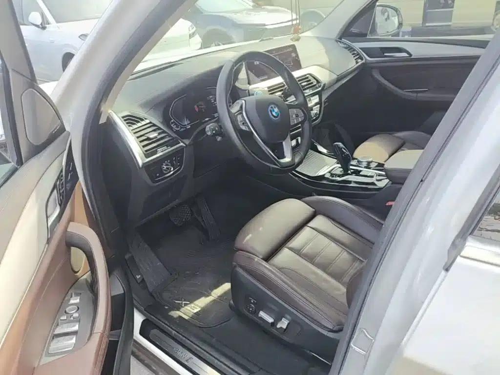 BMW iX3 2021 Leading Edition — миниатюра 16