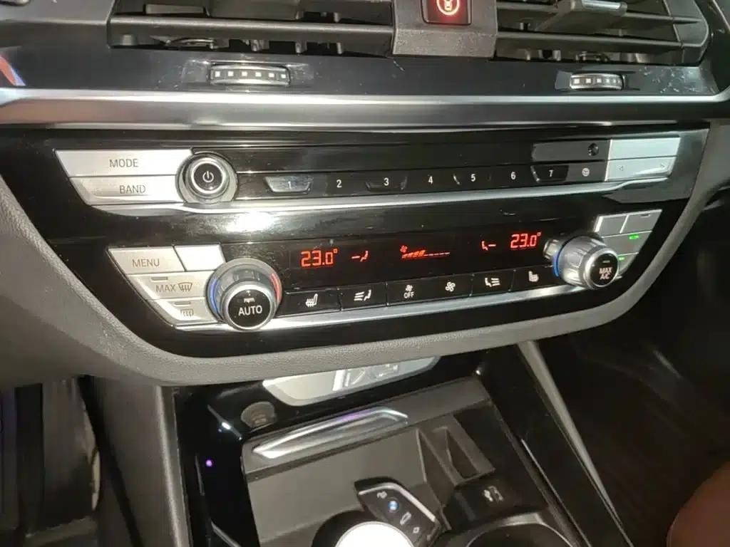 BMW iX3 2021 Leading Edition — миниатюра 13
