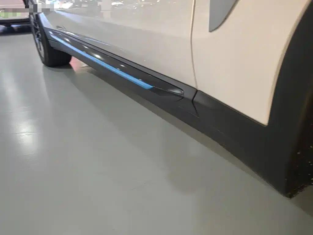 BMW iX3 2021 Leading Edition — миниатюра 21