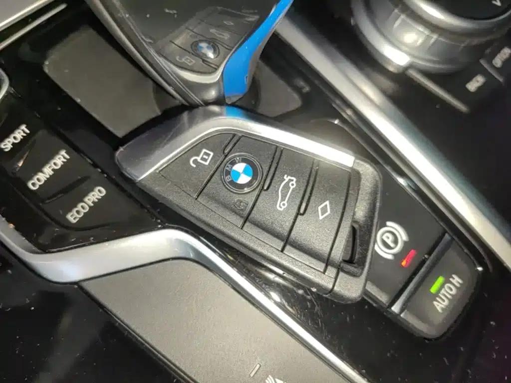 BMW iX3 2021 Leading Edition — миниатюра 9