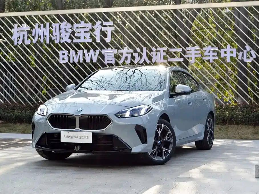 2025 BMW 2 Series 225L M Sport Package — миниатюра 1