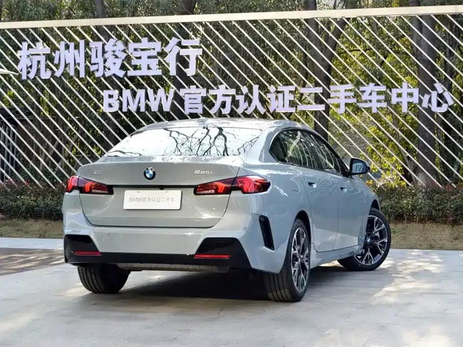 2025 BMW 2 Series 225L M Sport Package — миниатюра 3