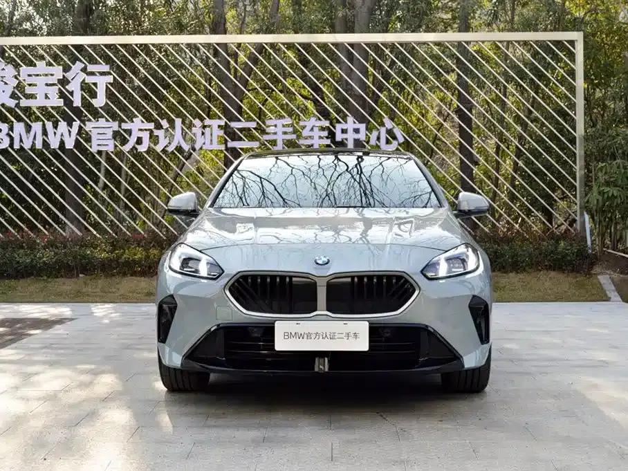2025 BMW 2 Series 225L M Sport Package — миниатюра 4