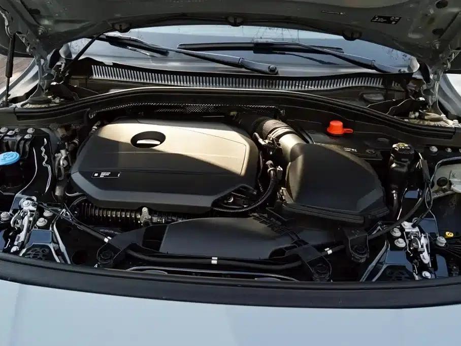 2025 BMW 2 Series 225L M Sport Package — миниатюра 6