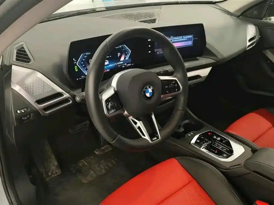 2025 BMW 2 Series 225L M Sport Shadow Edition — миниатюра 6