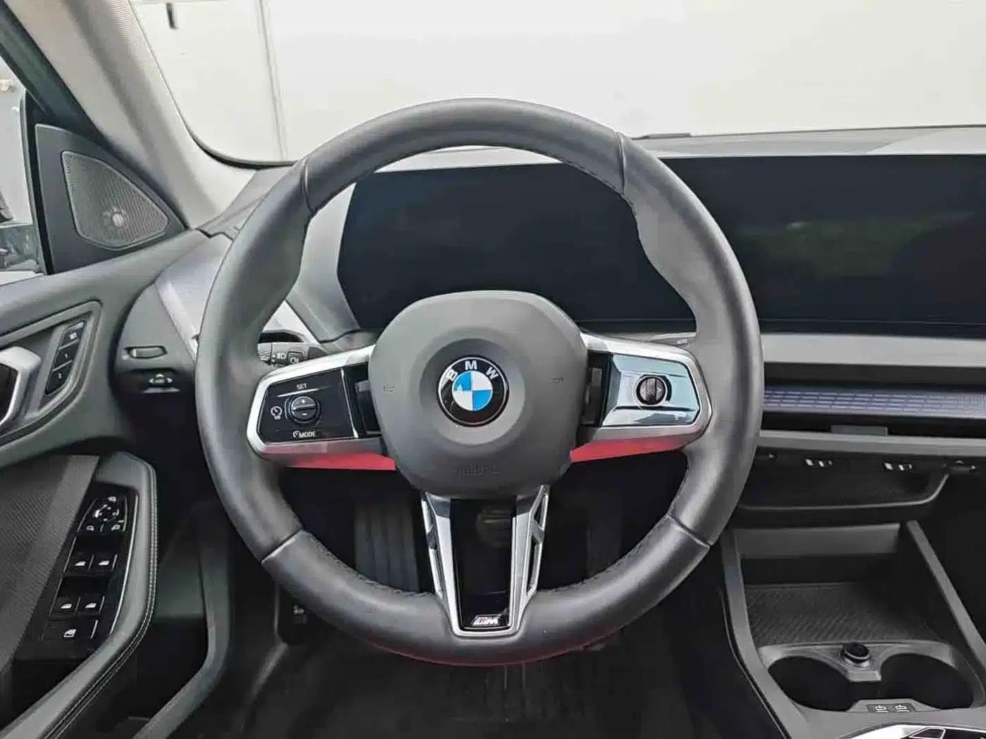 2025 BMW 2 Series 225L M Sport Shadow Edition — миниатюра 8
