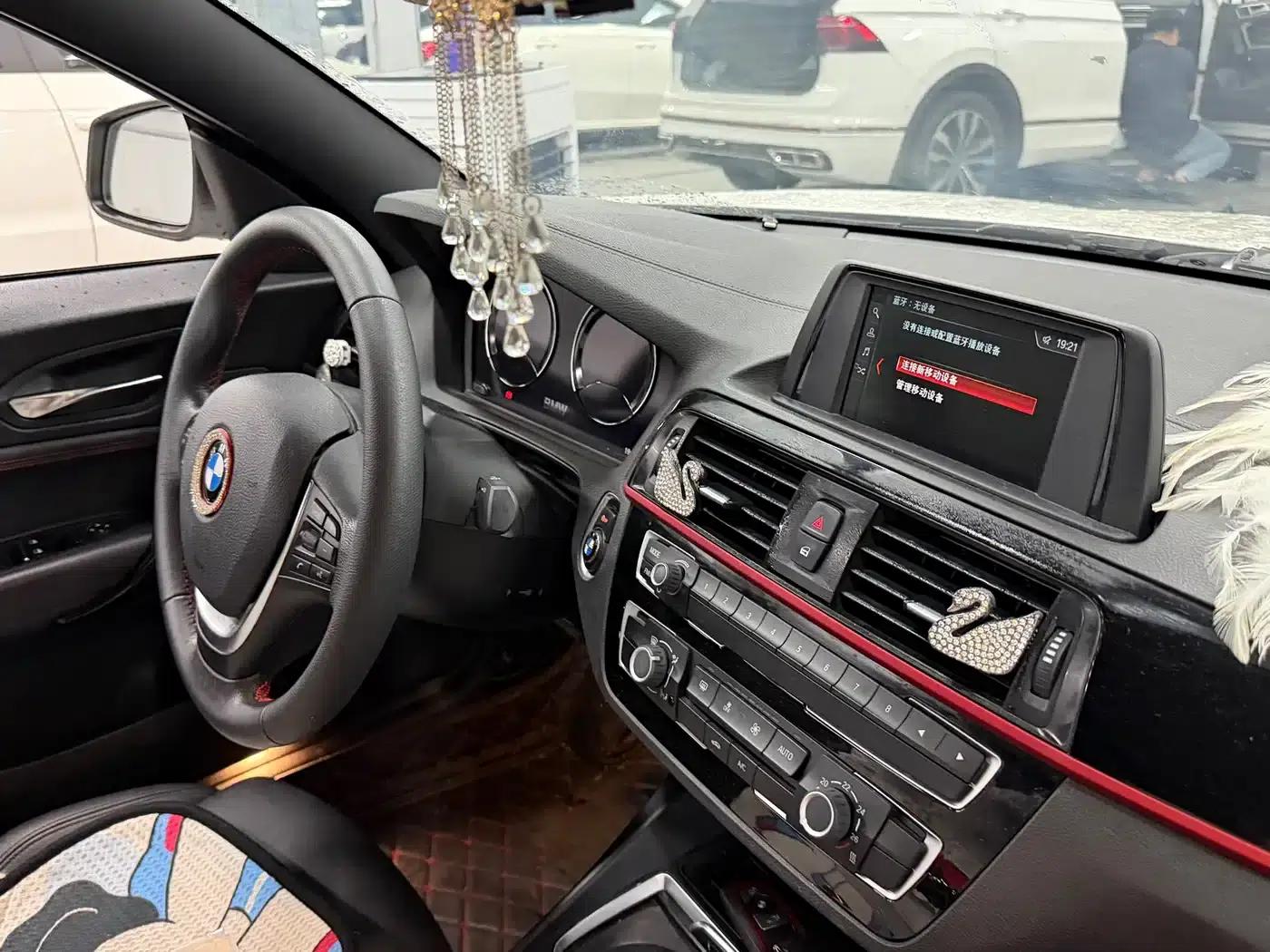 2018 BMW 2 Series Imported 220i Convertible Coupe with Sport Design Package — миниатюра 7